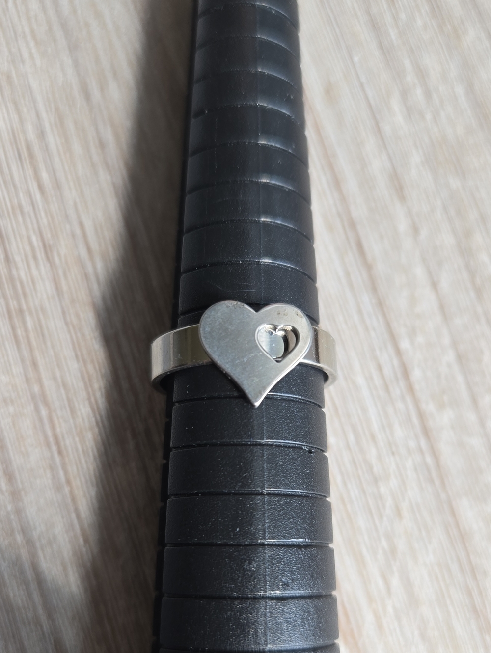 Source Unknown Silver Heart Cutout Ring - Silver